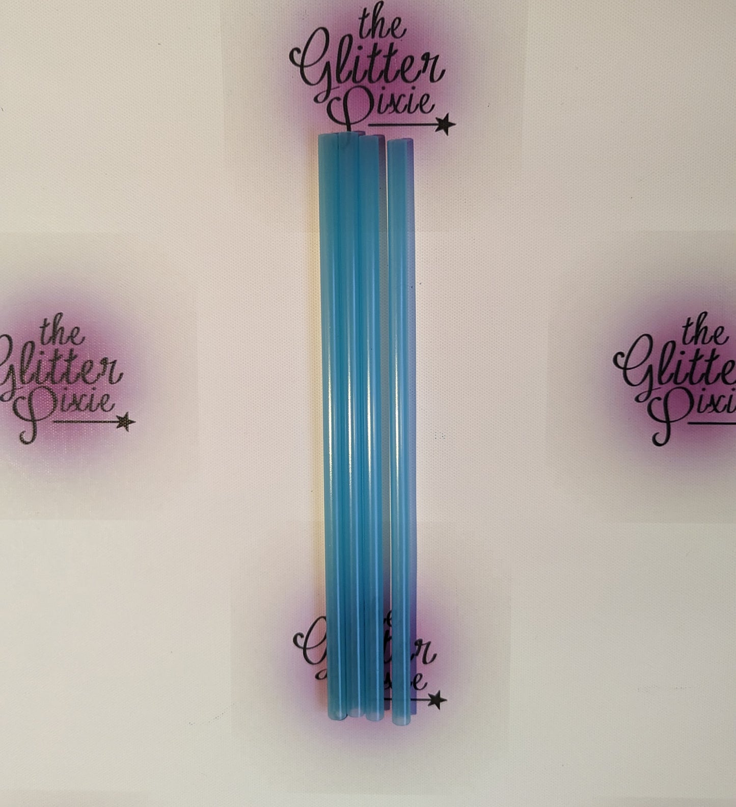 Colour change straws