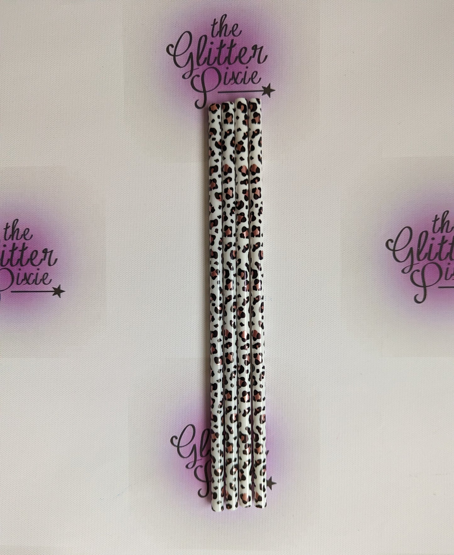 Leopard print straws